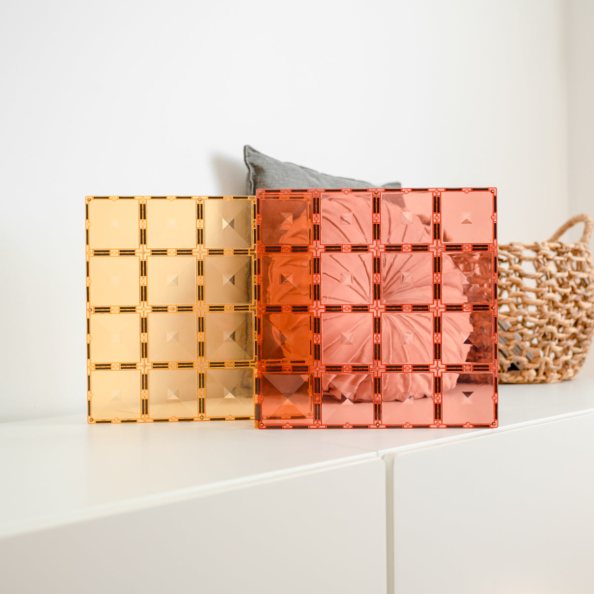CONNETIX | 2 Piece Pastel Base Plate Pack - Lemon & Peach