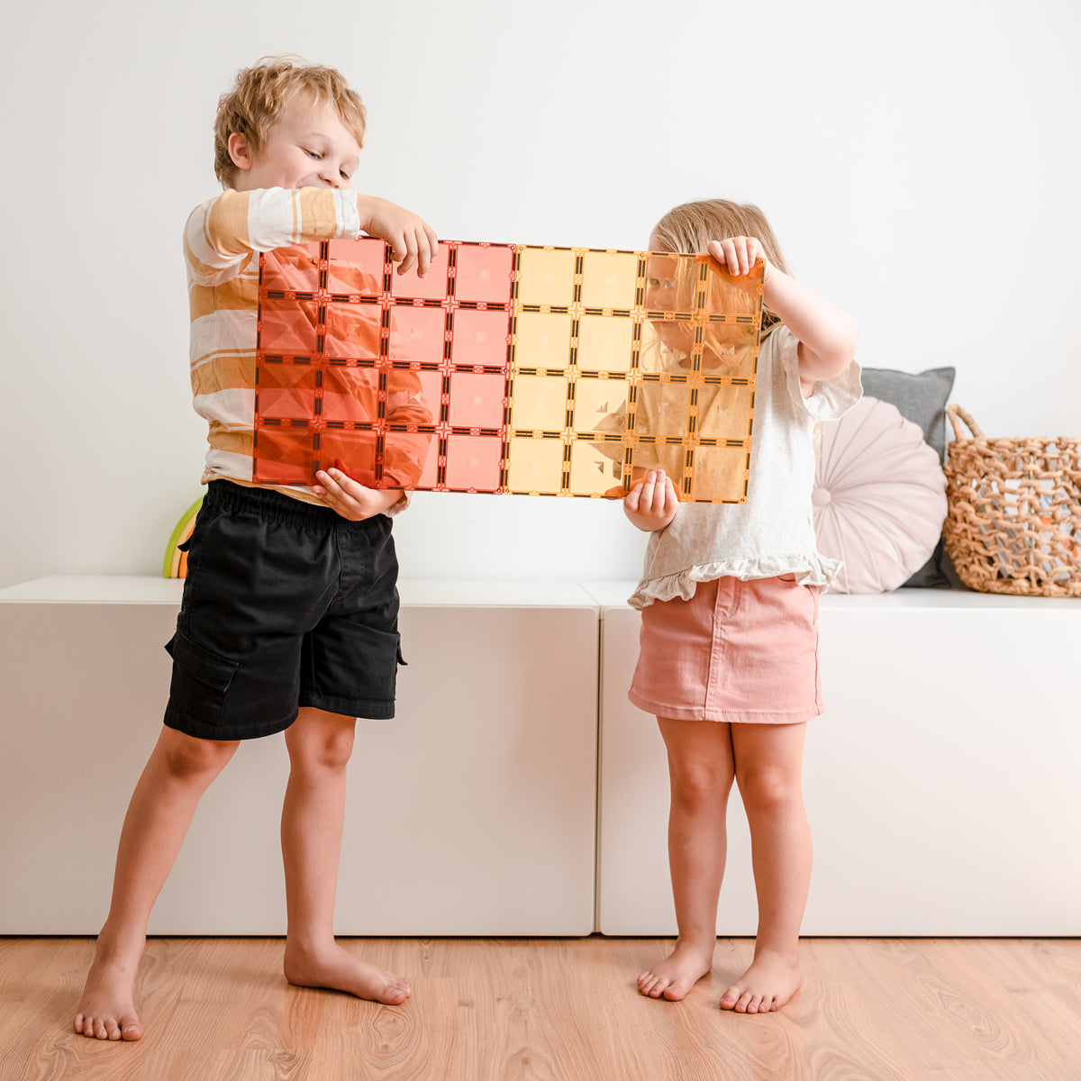 CONNETIX | 2 Piece Pastel Base Plate Pack - Lemon & Peach
