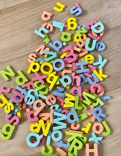 134-piece Magnetic letter set