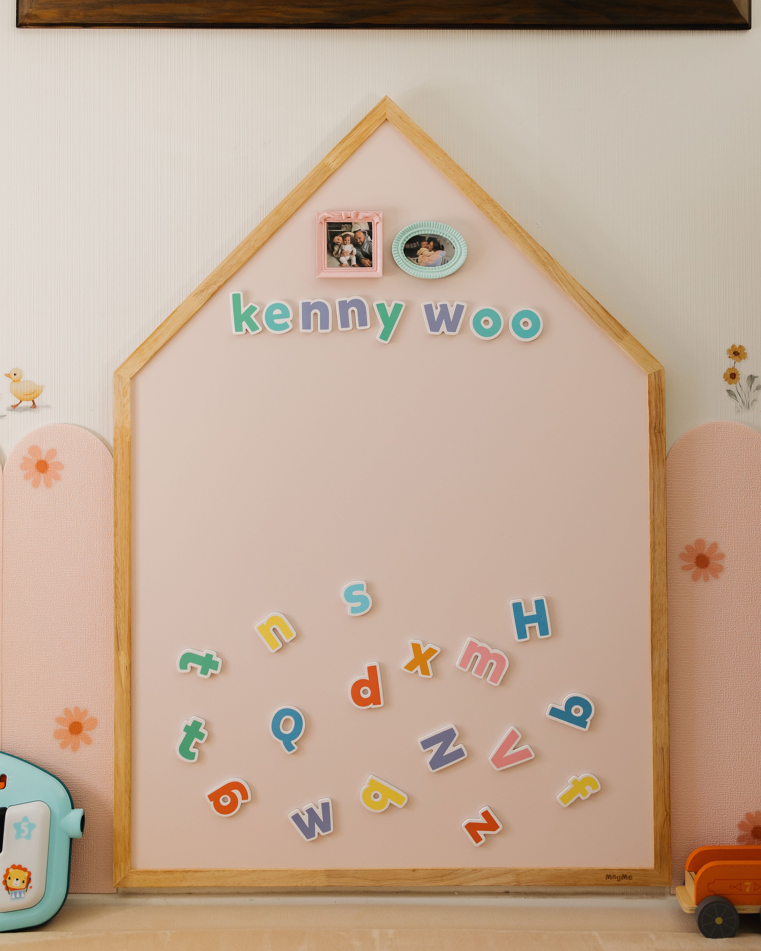 Premium Magnetic Board