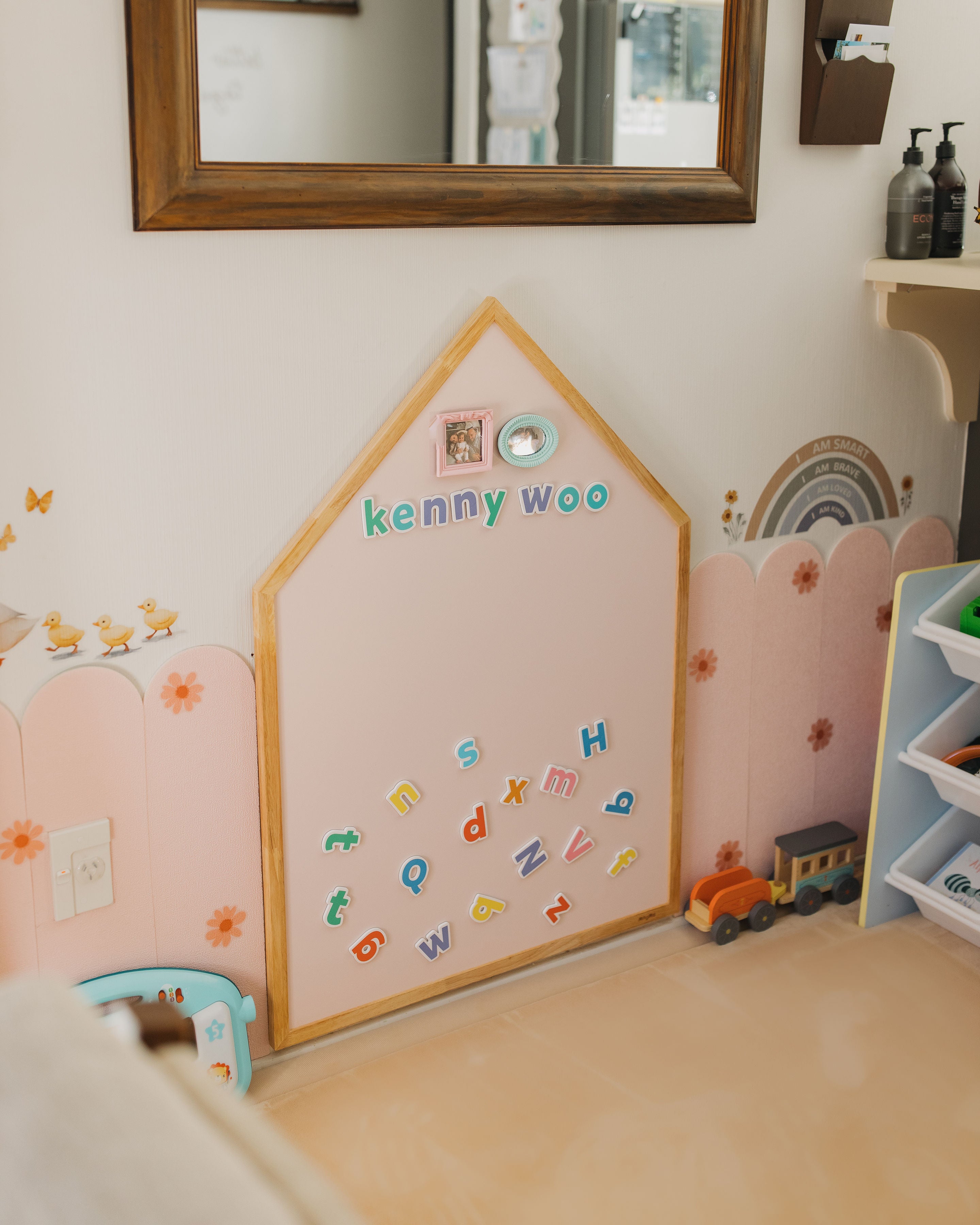Premium Magnetic Board